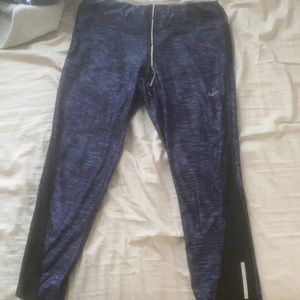 Nike printed leggings